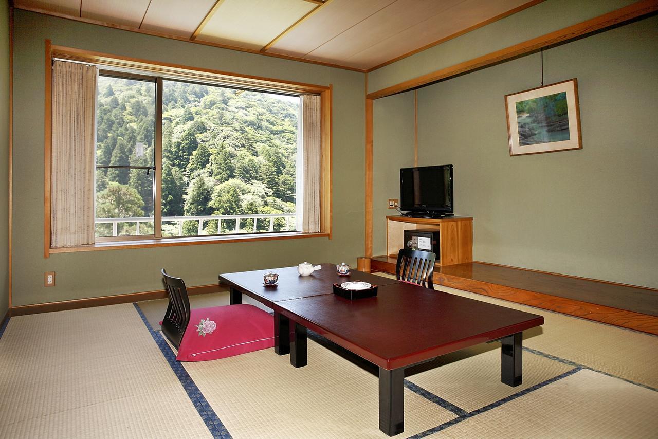 Irodori Koyo Hotel Komono Ruang foto